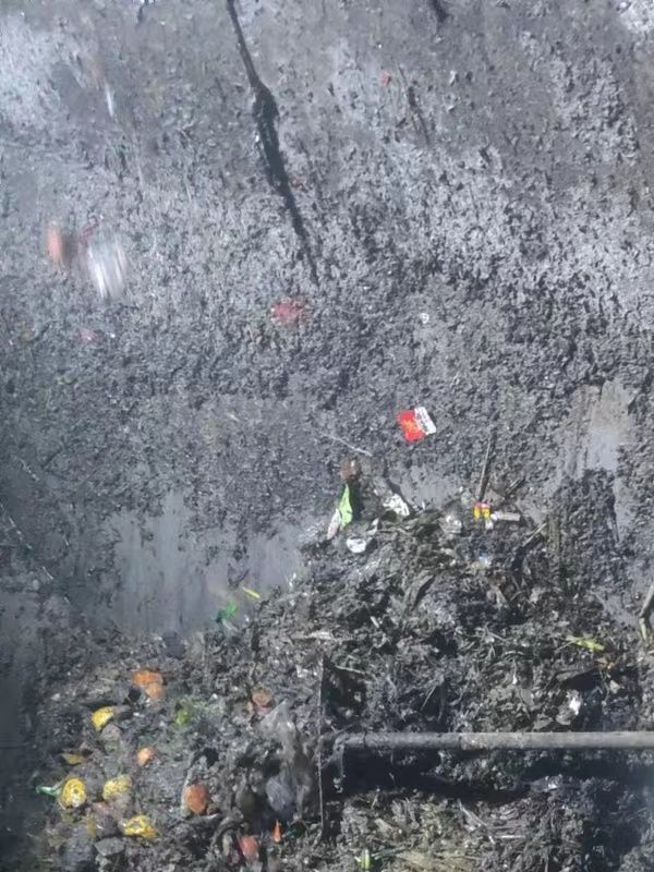 上城污水池清理